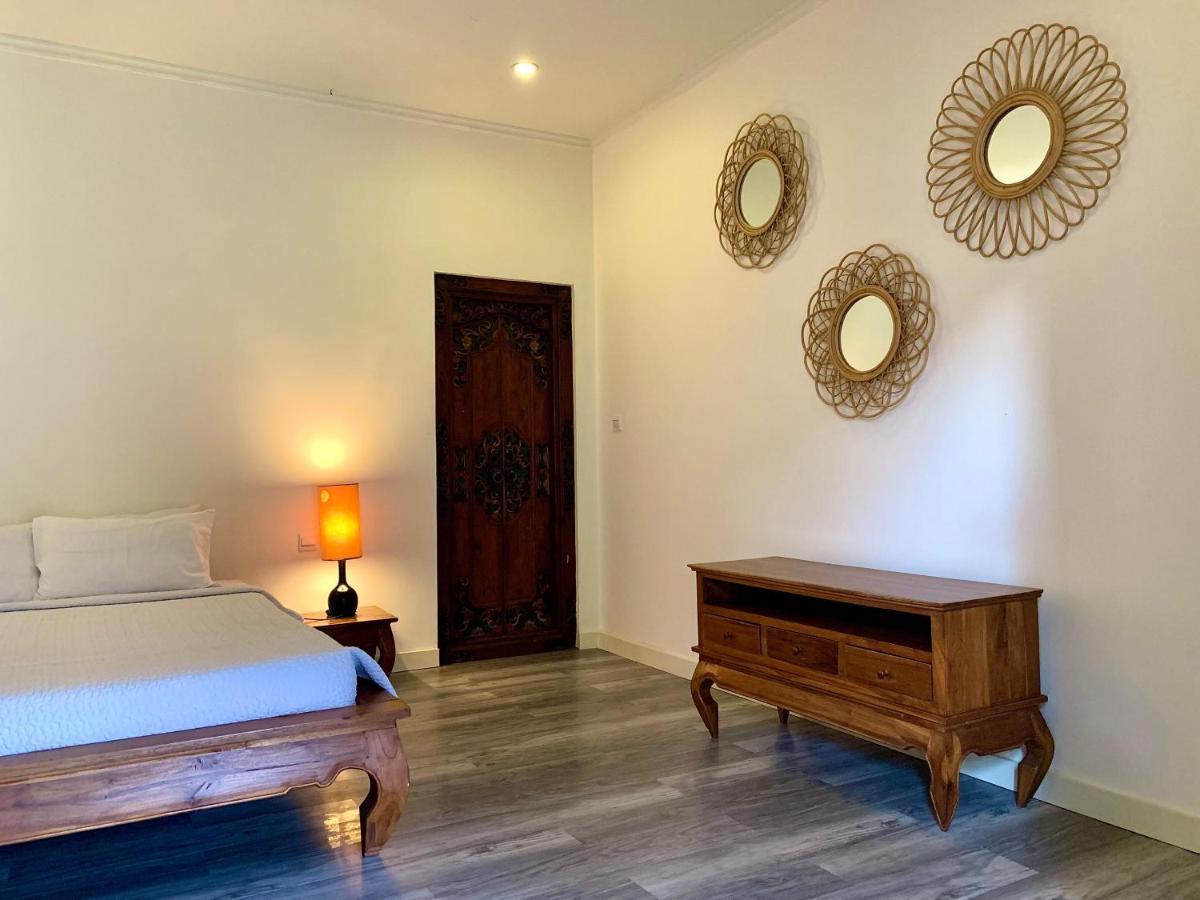 Alizee Villa Seminyak  Bagian luar foto