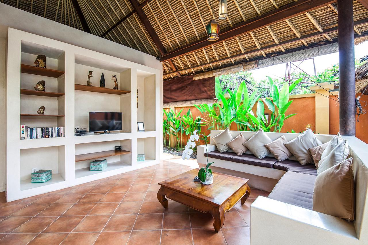 Alizee Villa Seminyak  Bagian luar foto