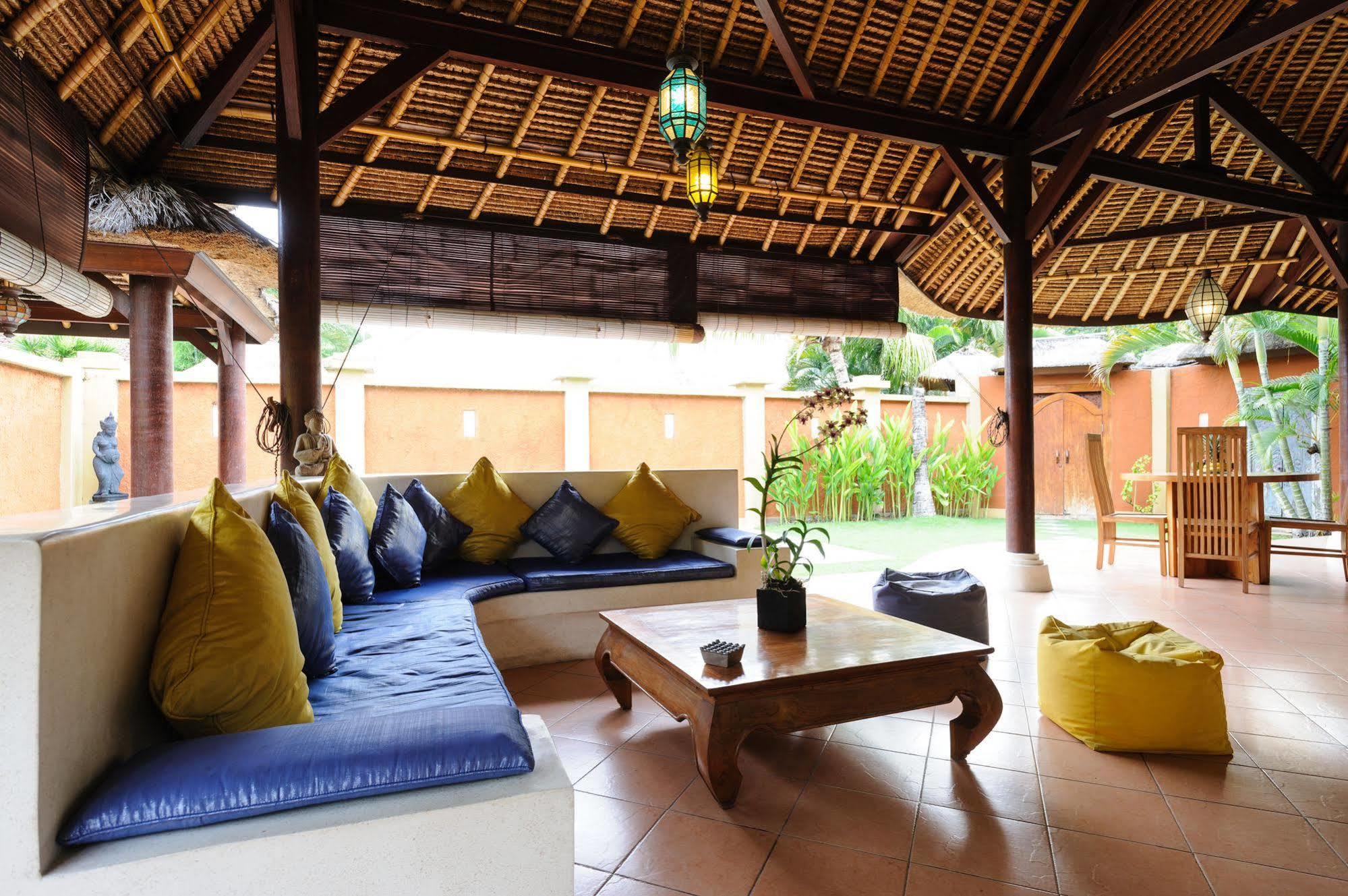 Alizee Villa Seminyak  Bagian luar foto